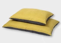 Gorpets Camden Winter Comfy Cushion β Bonnie Little Paws